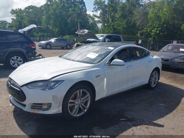 Продаж на аукціоні авто 2013 Tesla Model S, vin: 5YJSA1CN8DFP26392, номер лоту: 45713522