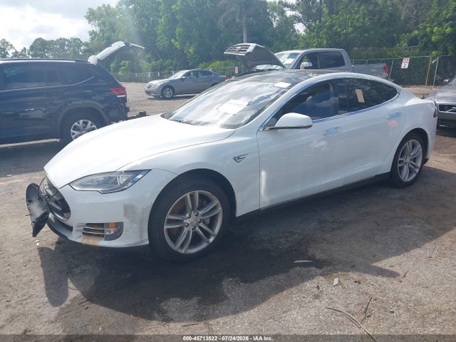 Продаж на аукціоні авто 2013 Tesla Model S, vin: 5YJSA1CN8DFP26392, номер лоту: 45713522