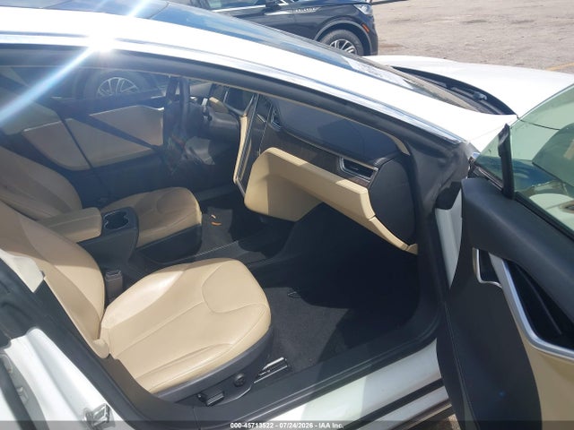 Продаж на аукціоні авто 2013 Tesla Model S, vin: 5YJSA1CN8DFP26392, номер лоту: 45713522