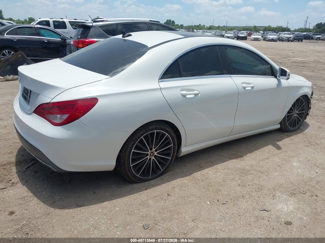 45713546 :رقم المزاد ، WDDSJ4EB2JN642317 vin ، 2018 Mercedes-benz Cla 250 مزاد بيع