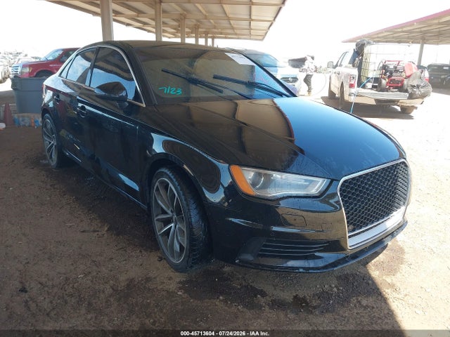 45713604 :رقم المزاد ، WAUBFGFF1F1109742 vin ، 2015 Audi A3 2.0t Premium مزاد بيع