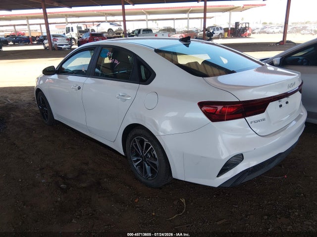 KIA Forte Lxs 2022 3KPF24AD8NE425350 Image 3