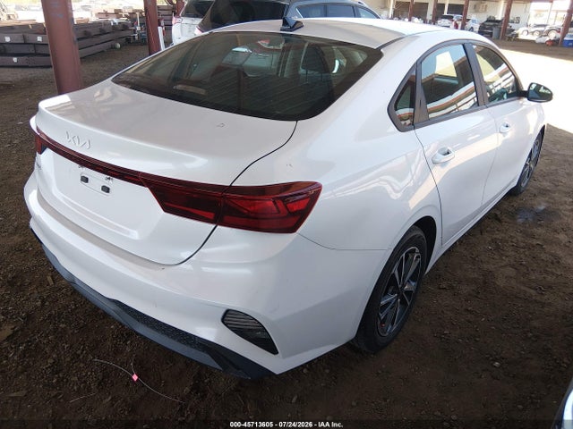 KIA Forte Lxs 2022 3KPF24AD8NE425350 Image 4