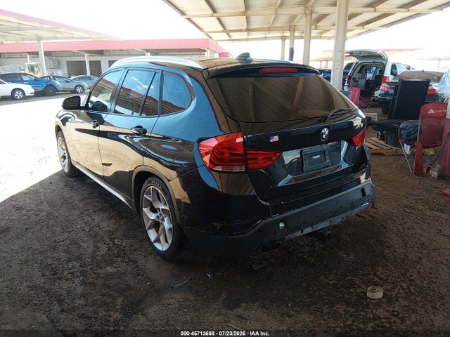 45713608 :رقم المزاد ، WBAVM1C54FV318199 vin ، 2015 Bmw X1 Sdrive28i مزاد بيع