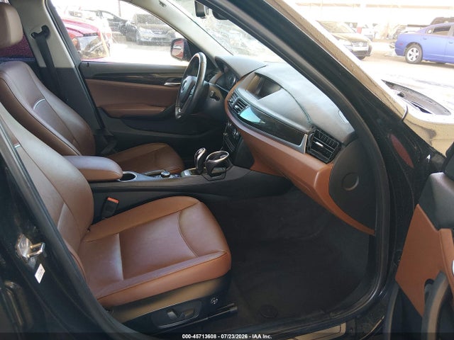 45713608 :رقم المزاد ، WBAVM1C54FV318199 vin ، 2015 Bmw X1 Sdrive28i مزاد بيع