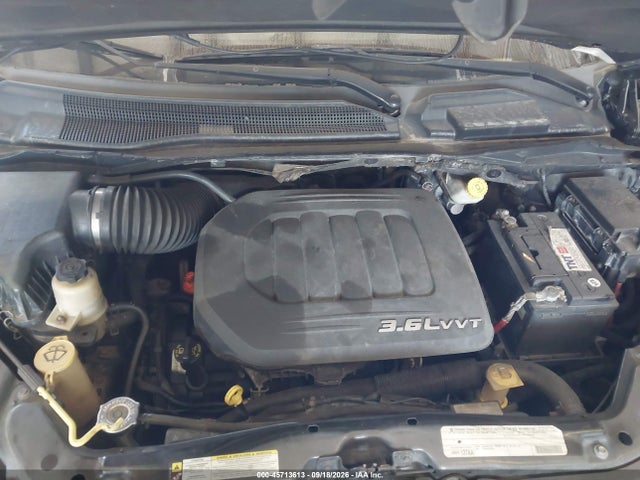 Продаж на аукціоні авто 2011 Chrysler Town & Country Touring-l, vin: 2A4RR8DG9BR721813, номер лоту: 45713613