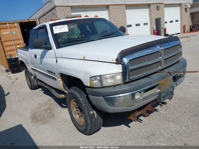 45713637 :رقم المزاد ، 1B7KF23Z0YJ100764 vin ، 2000 Dodge Ram 2500 St مزاد بيع