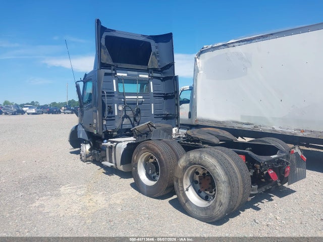 Volvo VNR 2020 4V4WC9EG0LN261832 Image 3