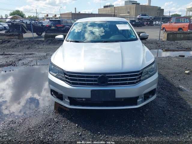 Aukcja sprzedaży 2016 Volkswagen Passat 1.8t S, vin: 1VWAT7A33GC040432, numer aukcji: 45713682