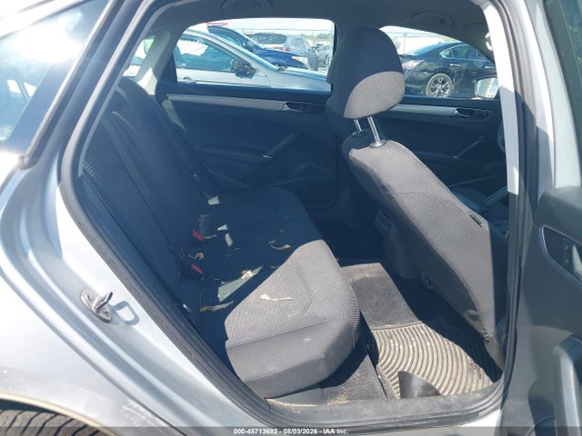 Aukcja sprzedaży 2016 Volkswagen Passat 1.8t S, vin: 1VWAT7A33GC040432, numer aukcji: 45713682