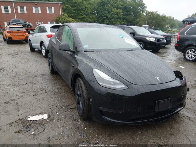 Продаж на аукціоні авто 2024 Tesla Model Y Long Range Dual Motor All-wheel Drive, vin: 7SAYGAEE2RF151478, номер лоту: 45713725