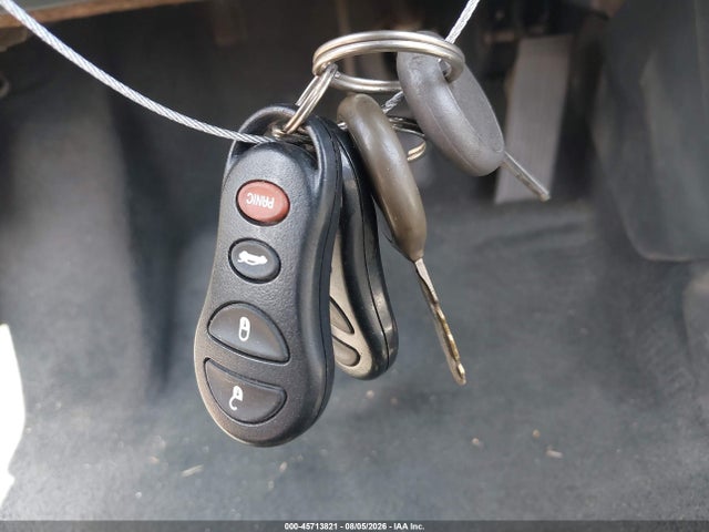45713821 :رقم المزاد ، 1C3EL65R04N127304 vin ، 2004 Chrysler Sebring Limited مزاد بيع