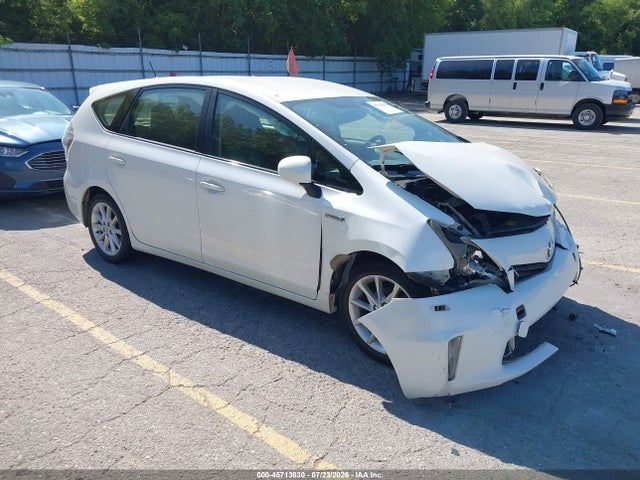 Продаж на аукціоні авто 2013 Toyota Prius V Five, vin: JTDZN3EU8D3191659, номер лоту: 45713830