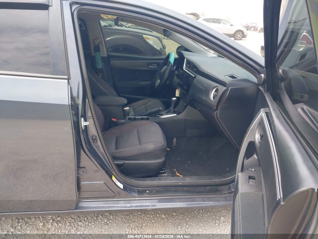 45713836 :رقم المزاد ، 5YFBURHE4HP729590 vin ، 2017 Toyota Corolla Le مزاد بيع