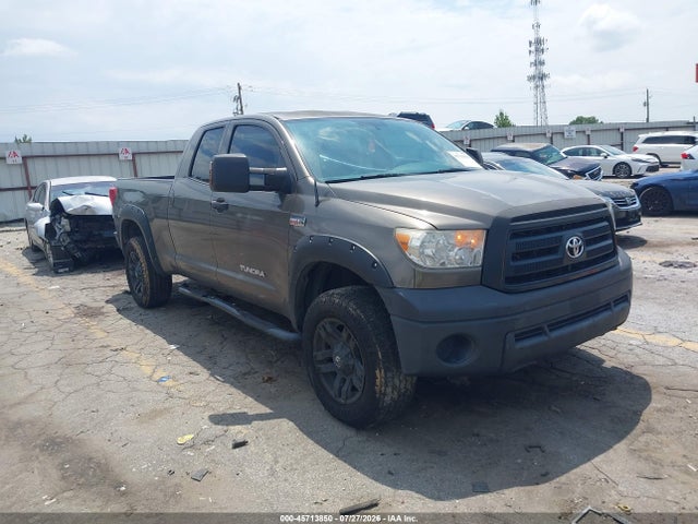 Продажа на аукционе авто 2013 Toyota Tundra Grade 5.7l V8, vin: 5TFUW5F16DX319803, номер лота: 45713850