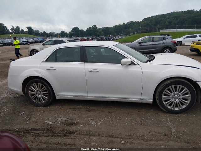 Продажа на аукционе авто 2014 Chrysler 300, vin: 2C3CCARG6EH183891, номер лота: 45713884