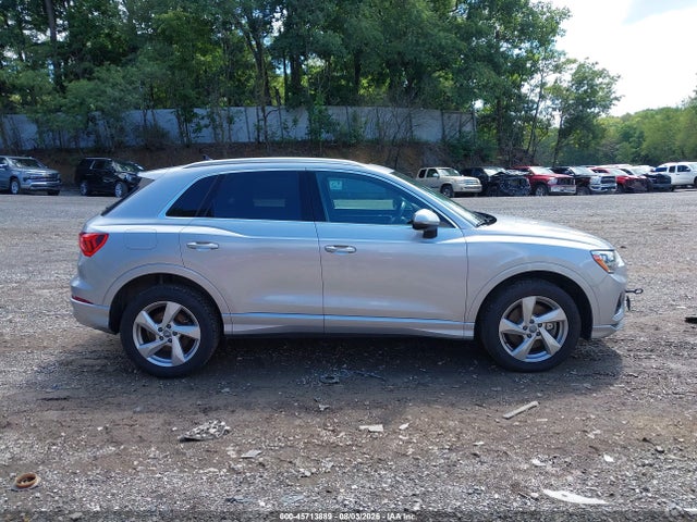 Продаж на аукціоні авто 2019 Audi Q3 2.0t Premium, vin: WA1AECF38K1075495, номер лоту: 45713889