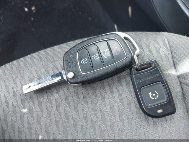 2018 Hyundai Santa Fe Sport 2.4l მანქანა იყიდება აუქციონზე, vin: 5XYZTDLB6JG523621, აუქციონის ნომერი: 45713902