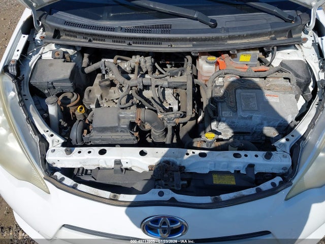 2013 Toyota Prius C One მანქანა იყიდება აუქციონზე, vin: JTDKDTB31D1042568, აუქციონის ნომერი: 45713905