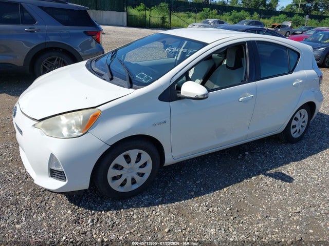 2013 Toyota Prius C One მანქანა იყიდება აუქციონზე, vin: JTDKDTB31D1042568, აუქციონის ნომერი: 45713905