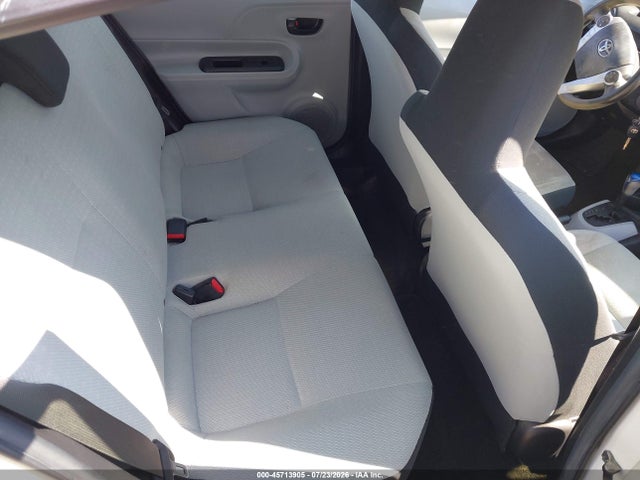 2013 Toyota Prius C One მანქანა იყიდება აუქციონზე, vin: JTDKDTB31D1042568, აუქციონის ნომერი: 45713905