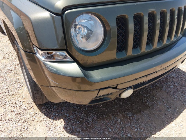 1C4NJRBB1FD279739 Jeep Patriot Sport