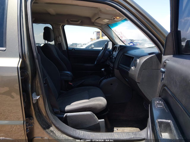1C4NJRBB1FD279739 Jeep Patriot Sport