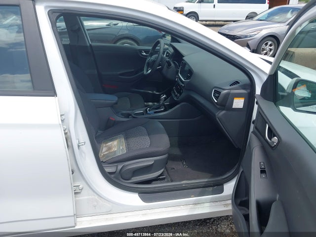 Продаж на аукціоні авто 2018 Hyundai Ioniq Hybrid Blue, vin: KMHC65LC1JU076167, номер лоту: 45713984