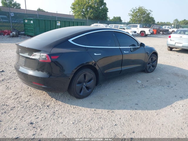 Tesla Model 3 Long Range/mid Range 2018 5YJ3E1EA8JF155307 Image 4