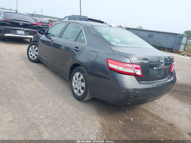 2011 Toyota Camry Le მანქანა იყიდება აუქციონზე, vin: 4T1BF3EK6BU135722, აუქციონის ნომერი: 45714086