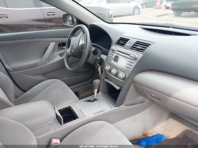2011 Toyota Camry Le მანქანა იყიდება აუქციონზე, vin: 4T1BF3EK6BU135722, აუქციონის ნომერი: 45714086