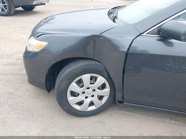 2011 Toyota Camry Le მანქანა იყიდება აუქციონზე, vin: 4T1BF3EK6BU135722, აუქციონის ნომერი: 45714086