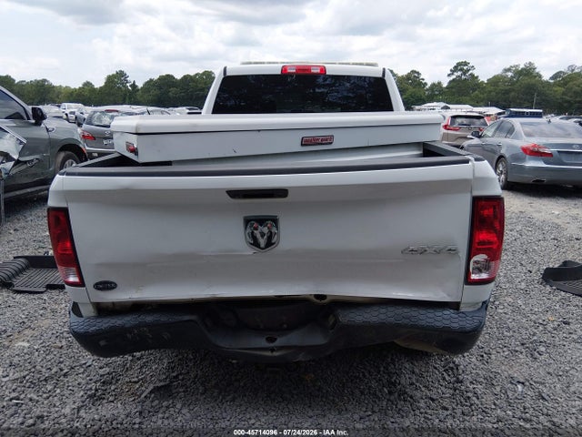 45714096 :رقم المزاد ، 1C6RR7ST6JS131198 vin ، 2018 Ram 1500 Tradesman  4x4 6'4 Box مزاد بيع