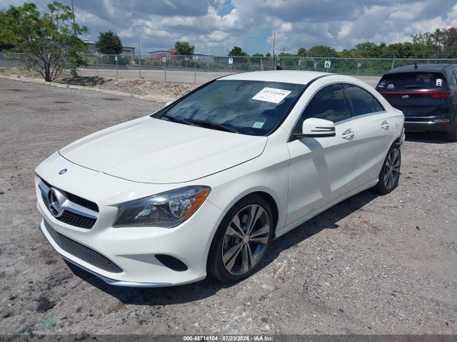 45714104 :رقم المزاد ، WDDSJ4EB2JN512263 vin ، 2018 Mercedes-benz Cla 250 مزاد بيع