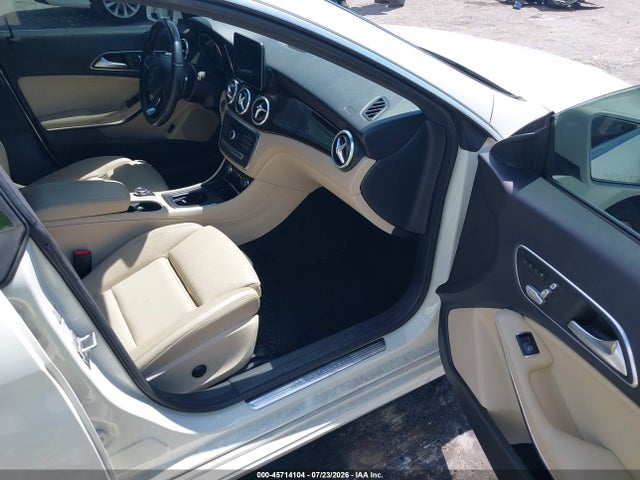 45714104 :رقم المزاد ، WDDSJ4EB2JN512263 vin ، 2018 Mercedes-benz Cla 250 مزاد بيع
