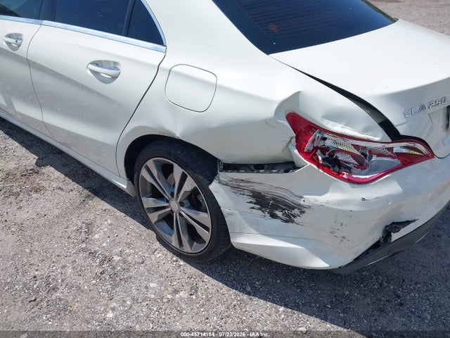45714104 :رقم المزاد ، WDDSJ4EB2JN512263 vin ، 2018 Mercedes-benz Cla 250 مزاد بيع