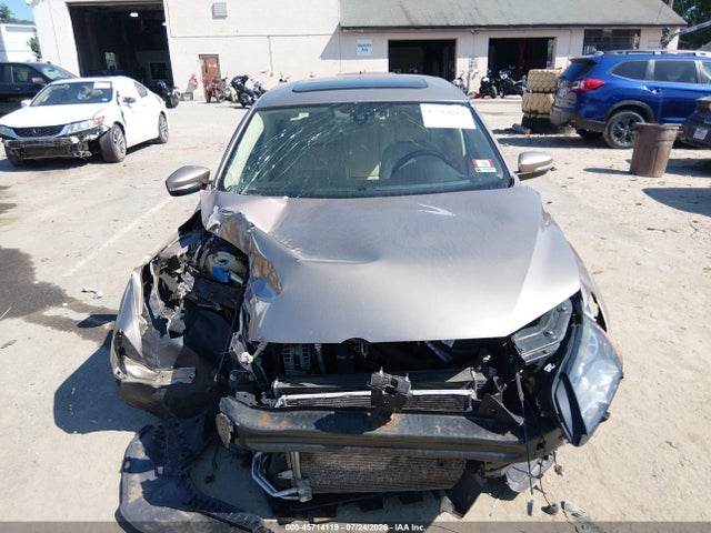 2015 Volkswagen Passat 1.8t Se მანქანა იყიდება აუქციონზე, vin: 1VWBT7A36FC076697, აუქციონის ნომერი: 45714119