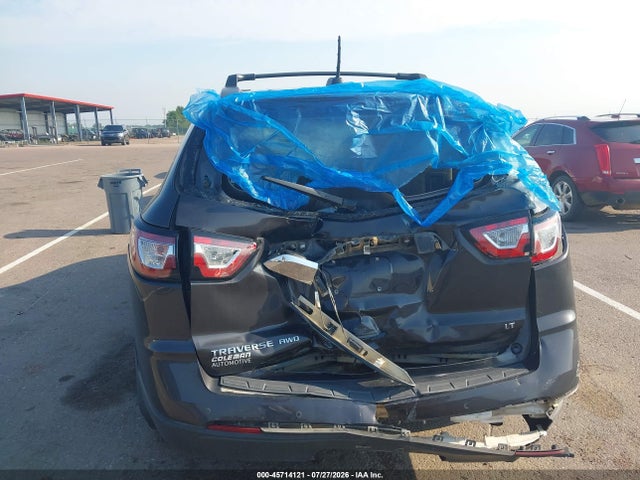 45714121 :رقم المزاد ، 1GNKVHKD3HJ159844 vin ، 2017 Chevrolet Traverse Lt مزاد بيع