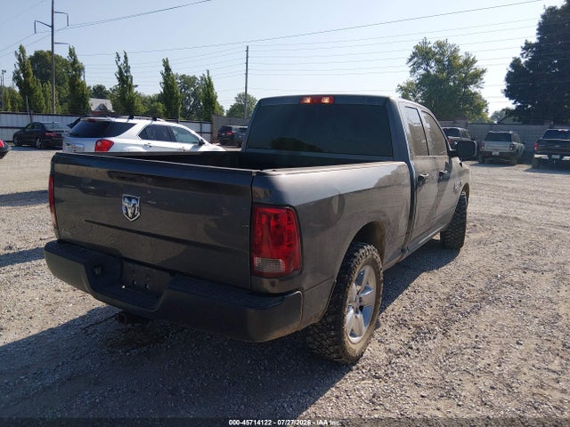 1C6RR6FT1LS128801 RAM 1500 Classic Tradesman 4x2 6&#039;4 Box