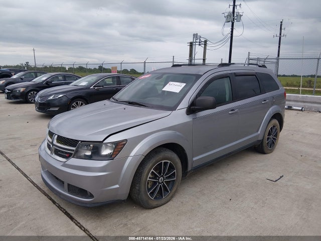 Dodge JOURNEY SE 2018 3C4PDCAB5JT381949 Image 2