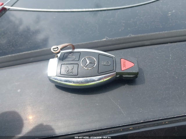 45714205 :رقم المزاد ، WDDHF8HB9AA196995 vin ، 2010 Mercedes-benz E 350 4matic مزاد بيع