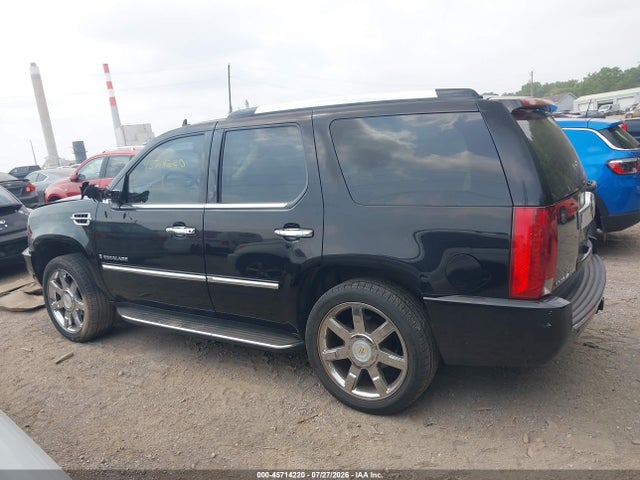 45714220 :رقم المزاد ، 1GYFK63857R206715 vin ، 2007 Cadillac Escalade Luxury مزاد بيع