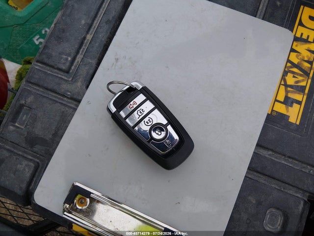 Продажа на аукционе авто 2025 Lincoln Navigator Reserve L, vin: 5LMJJ3LG9SEL20704, номер лота: 45714279