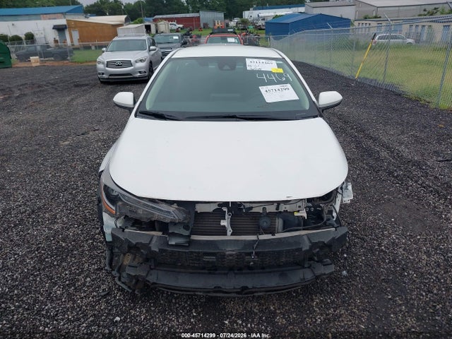 Продажа на аукционе авто 2021 Toyota Corolla Le, vin: 5YFVPMAE4MP237038, номер лота: 45714299