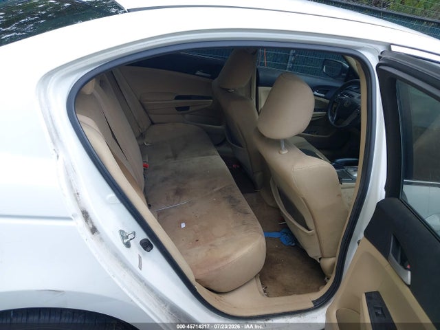 45714317 :رقم المزاد ، 1HGCP2F46BA087853 vin ، 2011 Honda Accord 2.4 Lx-p مزاد بيع