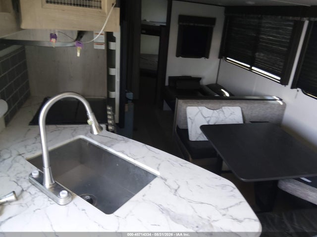2020 Keystone Hideout/ Model 28bhs მანქანა იყიდება აუქციონზე, vin: 4YDT28B21L7243264, აუქციონის ნომერი: 45714334