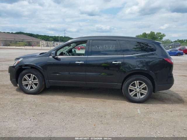 45714377 :رقم المزاد ، 1GNKVHKD7FJ226216 vin ، 2015 Chevrolet Traverse Lt مزاد بيع