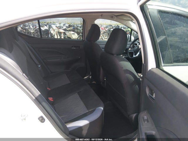 3N1CN8EVXRL923915 Nissan Versa 1.6 Sv