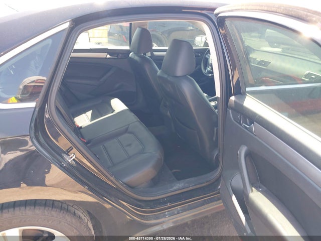 Продажа на аукционе авто 2015 Volkswagen Passat 1.8t Limited Edition, vin: 1VWAS7A32FC086951, номер лота: 45714390