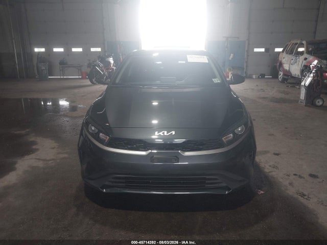 2022 Kia Forte Lxs მანქანა იყიდება აუქციონზე, vin: 3KPF24AD8NE495494, აუქციონის ნომერი: 45714392